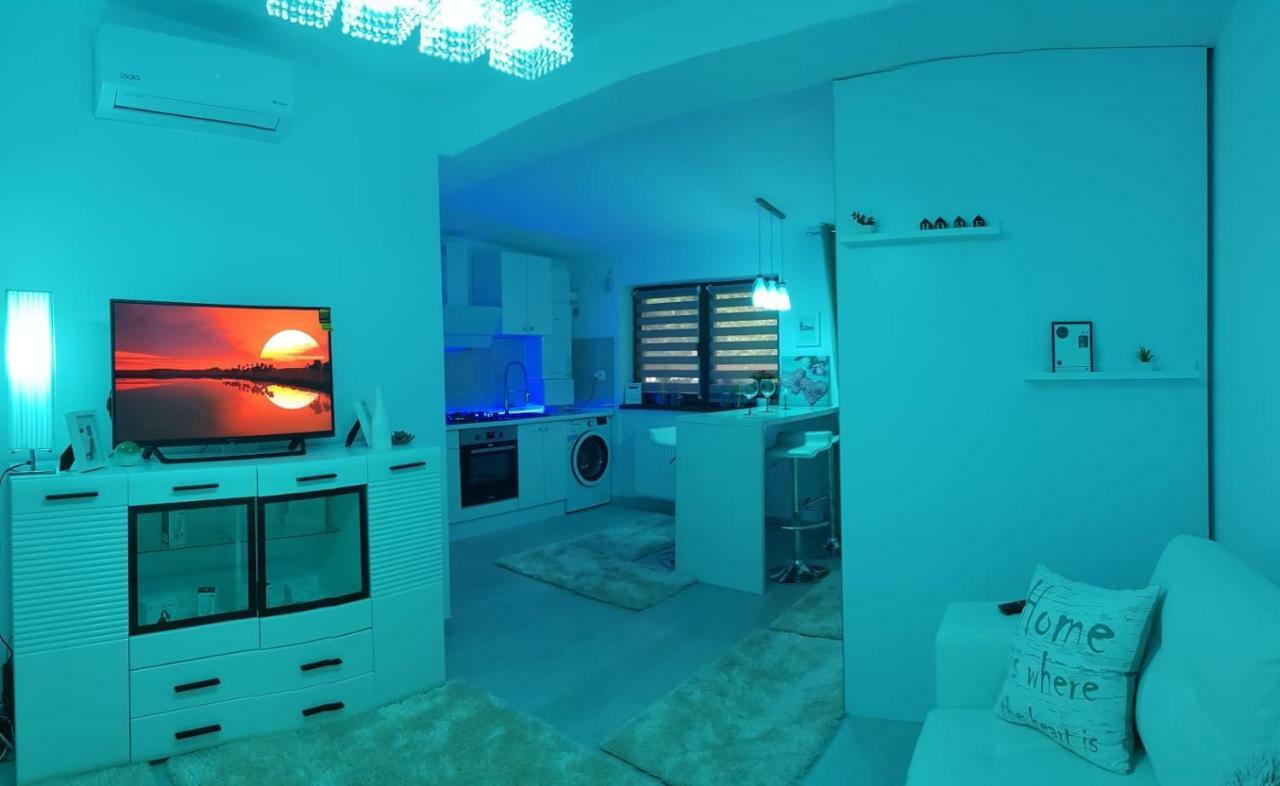 Smart Home Lux Iasi Exterior photo